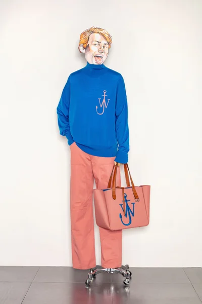 Look 28